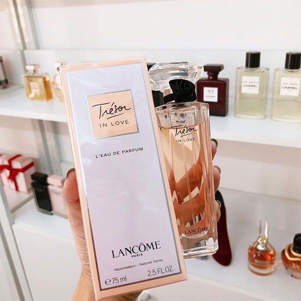Thiết kế chai nước Hoa Lancome Tresor In Love EDP 75ml tinh tế